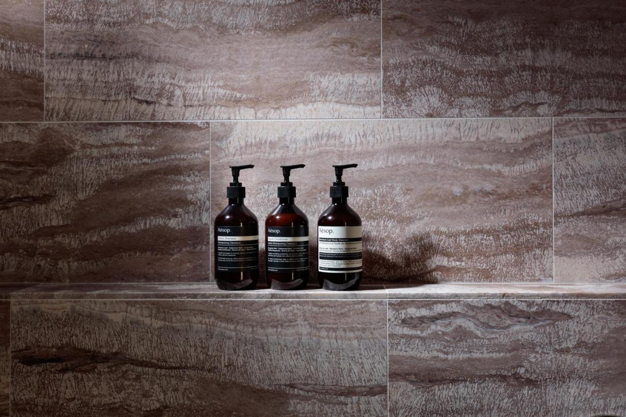 Deluxe King, Deluxe Guest room, 1 King,1368651815:JPEG