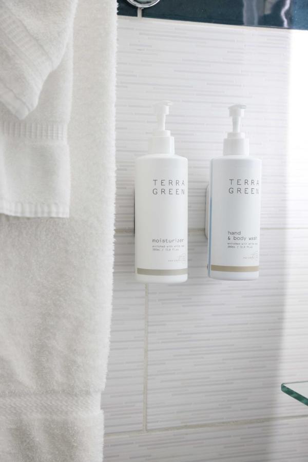 Queen Room,1404891914:JPEG