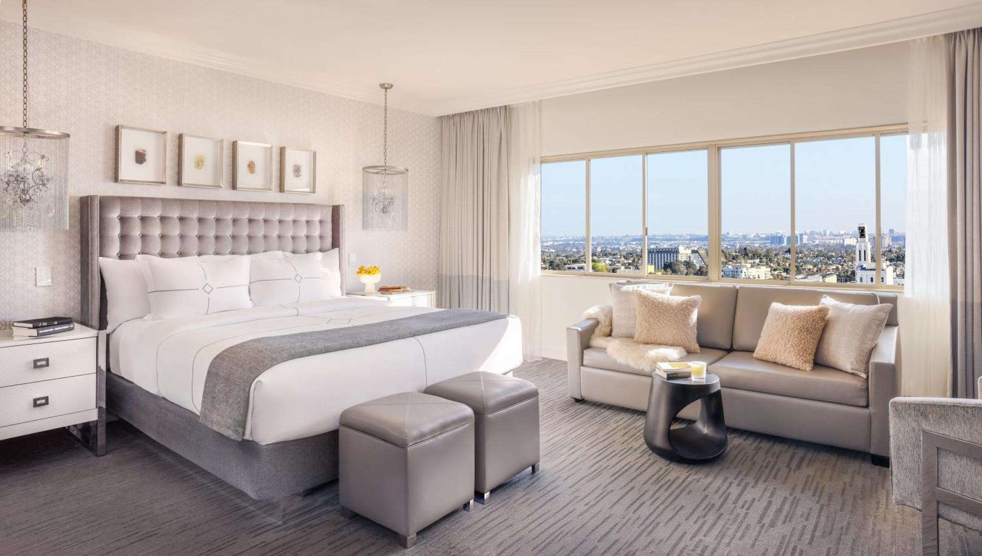 Skyline Junior Suite