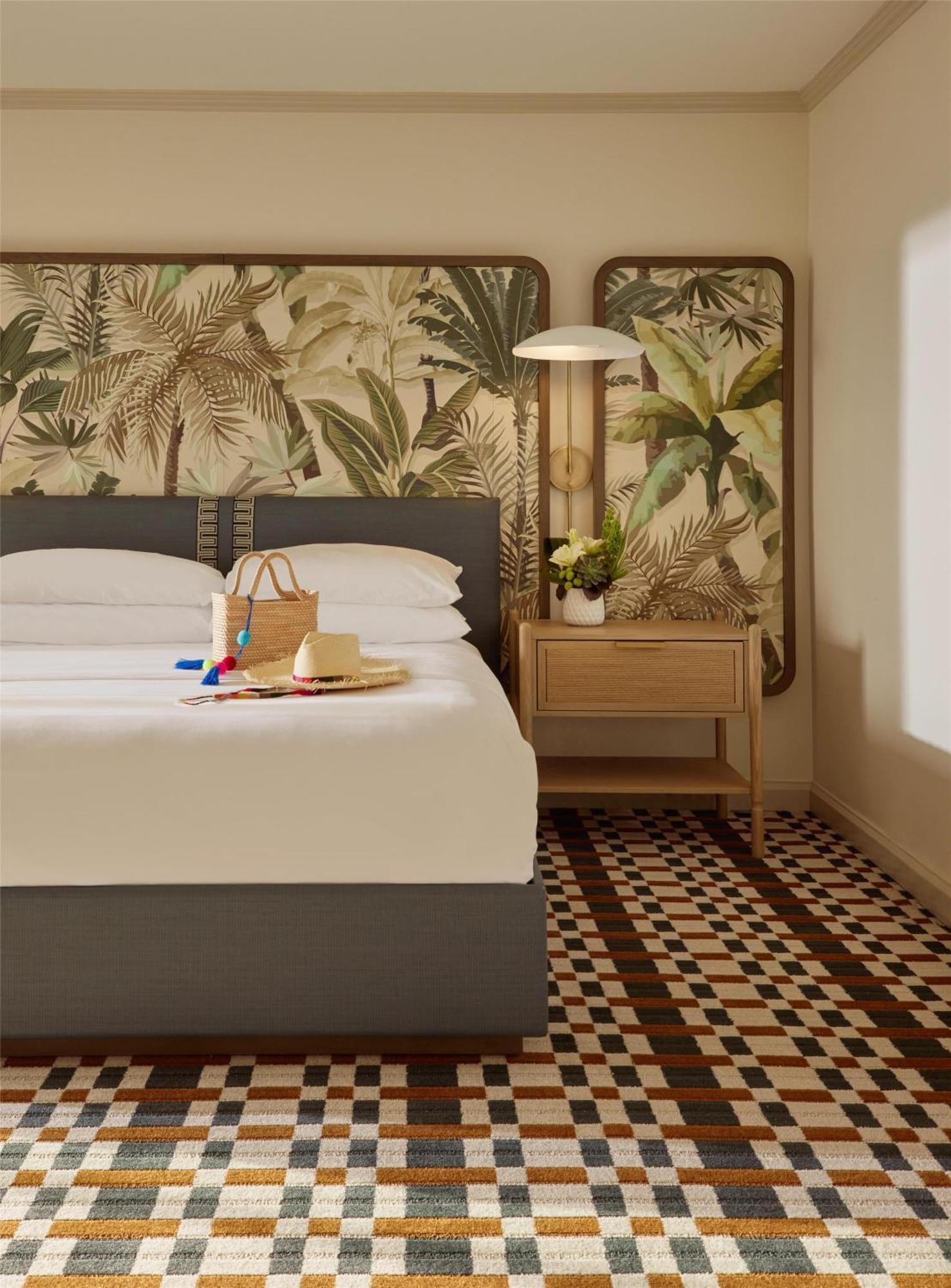 One-Bedroom King Suite Sofa Bed