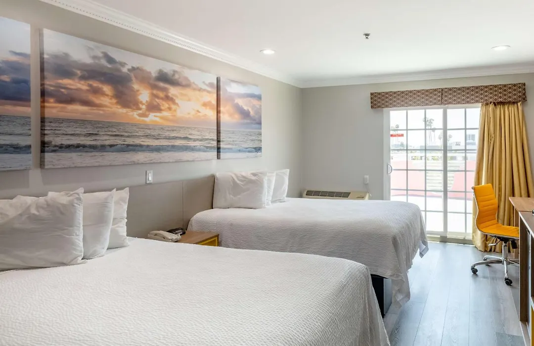 Days Inn By Wyndham Santa Monica-1