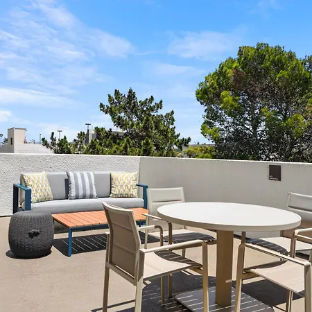 Gateway Hotel Santa Monica-2